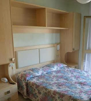Arlecchino Hotel 3*